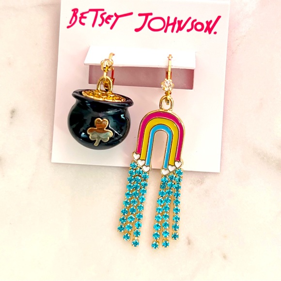 New Betsey Johnson KITSCH LUCK OF THE IRISH earrings - Picture 7 of 12